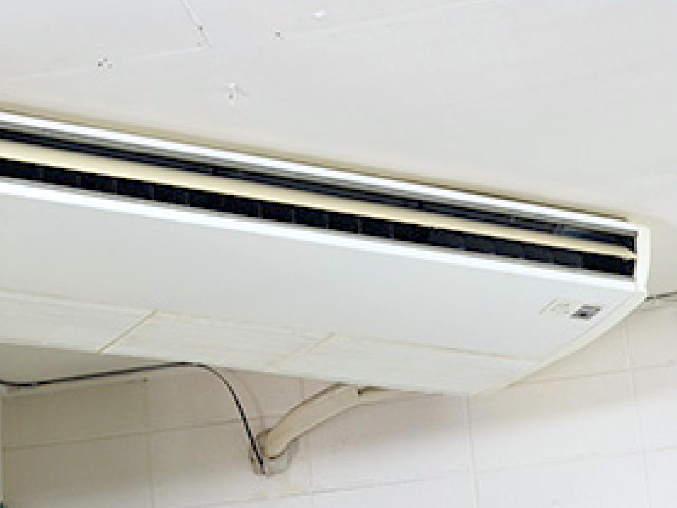 コーティングの質を左右する気温・湿度を保つ空調設備